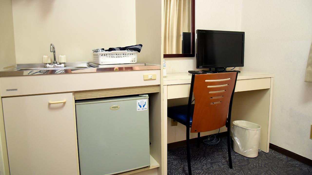 Business Hotel Shuttle Kumamoto Bagian luar foto
