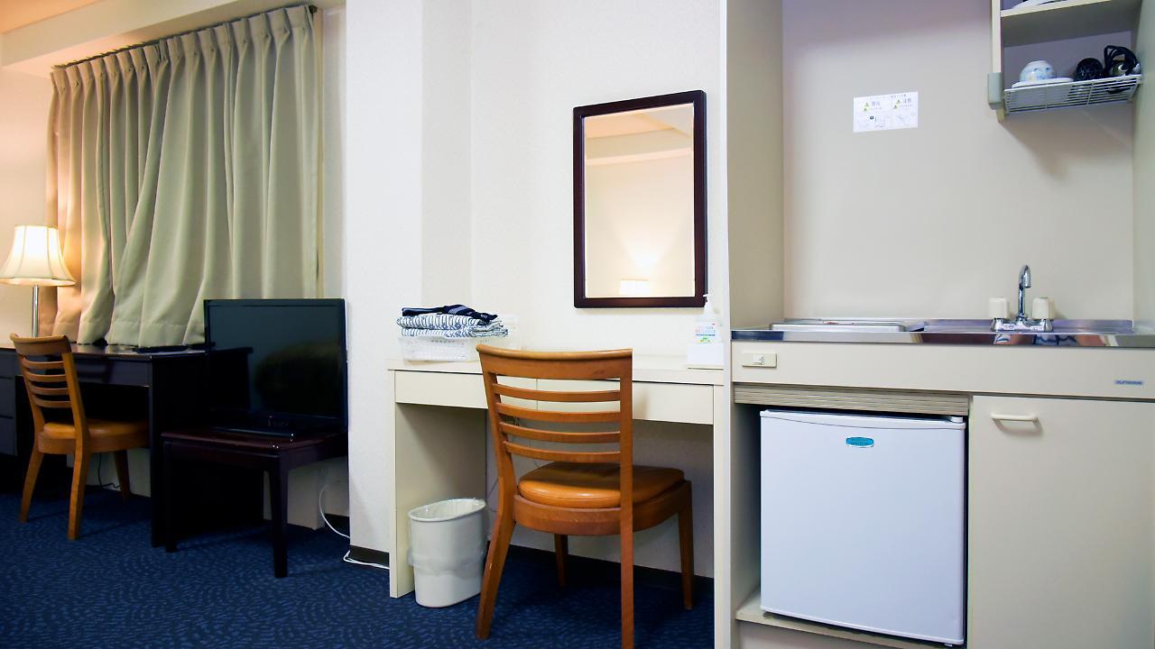 Business Hotel Shuttle Kumamoto Bagian luar foto