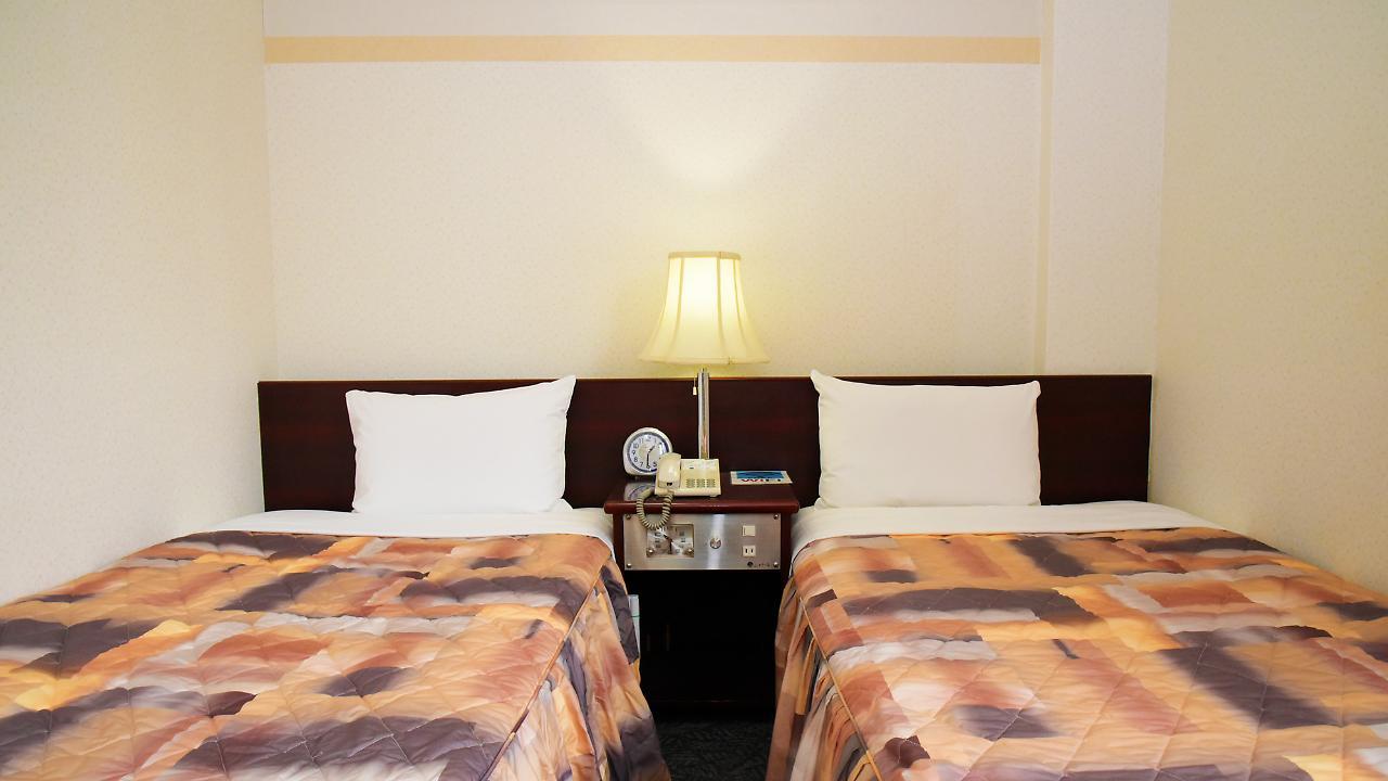 Business Hotel Shuttle Kumamoto Bagian luar foto