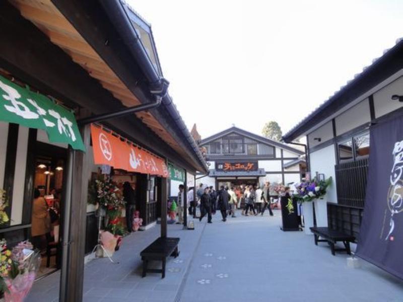 Business Hotel Shuttle Kumamoto Bagian luar foto